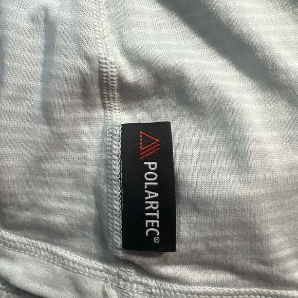 Hoka One EC Light Gray and Magenta 1/2 Zip Midlayer with Polartec Power Grid XS - Picture 8 of 8